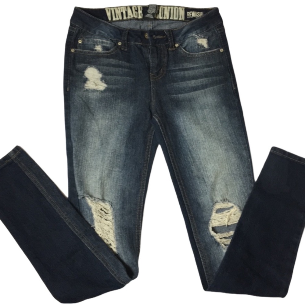 Vintage Reunion NY LA. Sz 25x29. Distressed Skinny